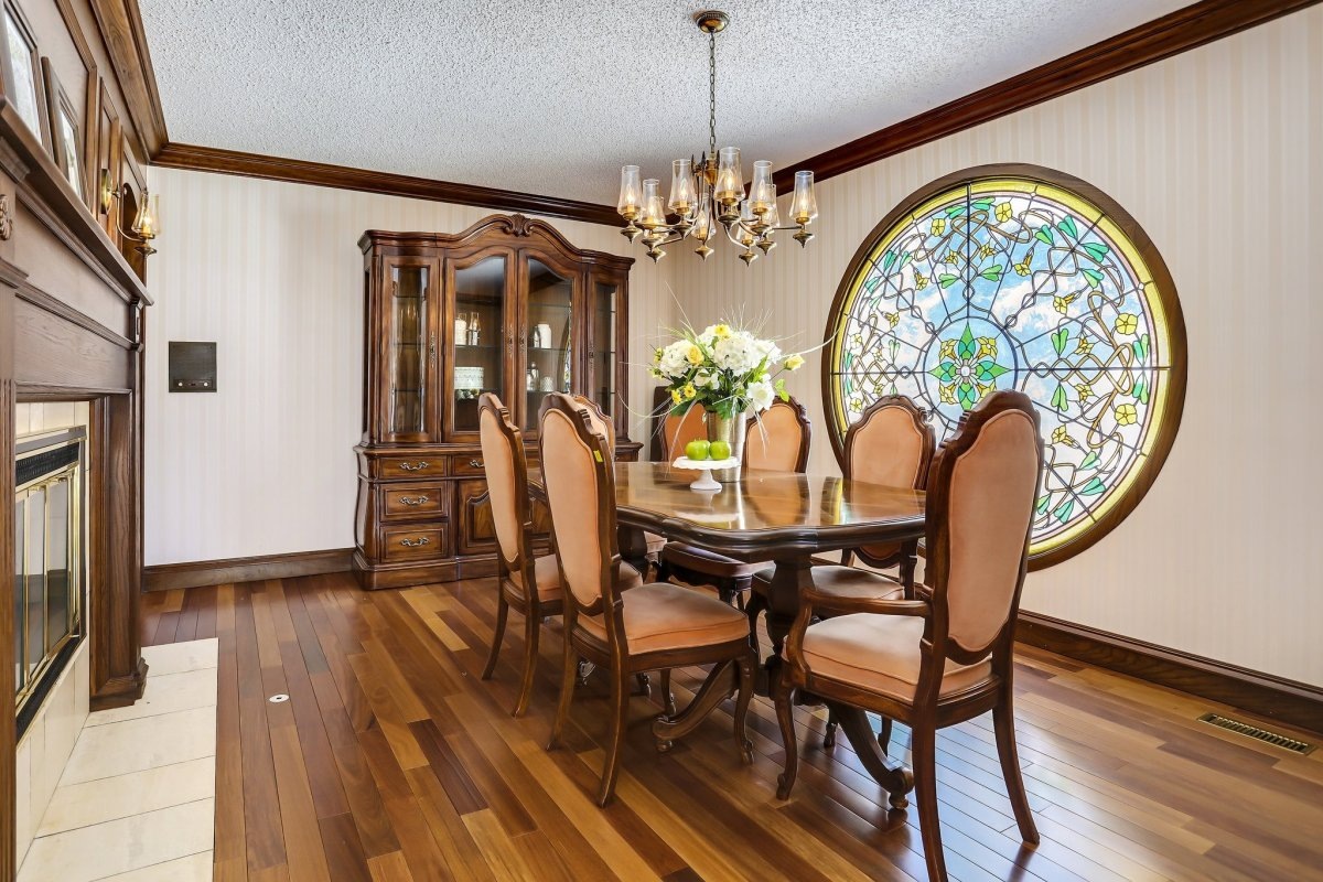 Stained glass in walls and partitions